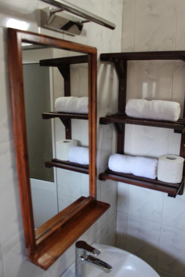 Yuri Guest House Гирокастра Экстерьер фото